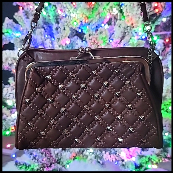 Hananel Silver Studded Brown Clutch with Kisslock, Detachable Strap Shoulder Bag - Picture 3 of 9